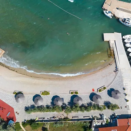 By The Sea Kraj, Pasman - 17783 아파트 트콘